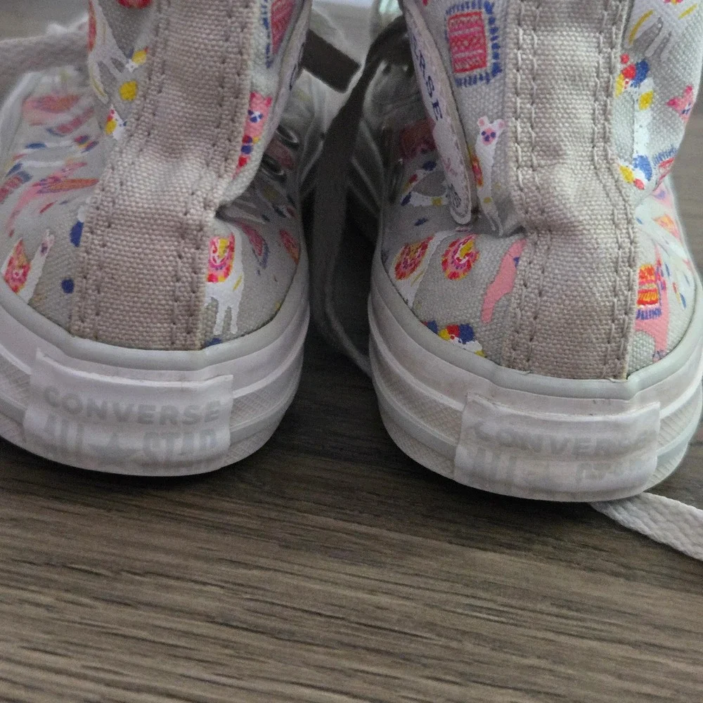 Converse Chuck Taylor All Star Llama Print High Top Sneakers Grey Pink Kids 12